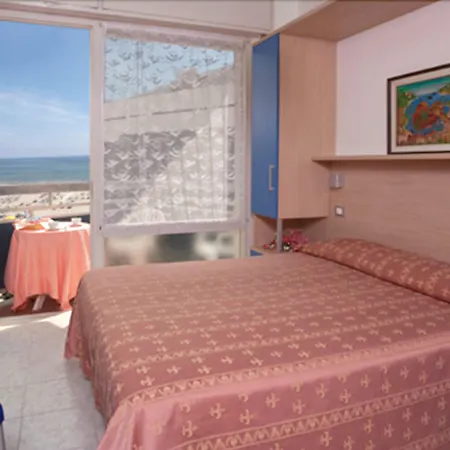 Tropical Hotel