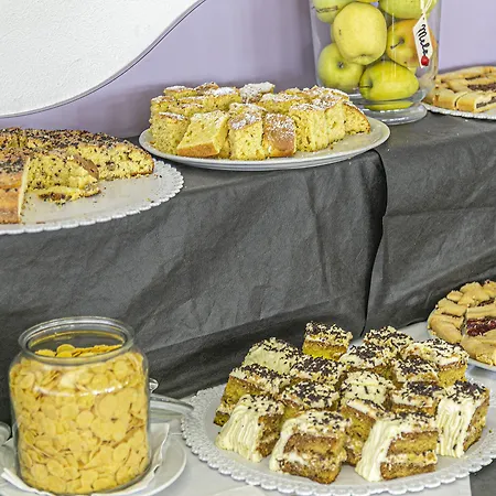 Ξενοδοχείο Tropical 3*