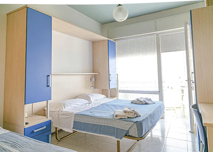 Hotel Tropical - Bianchi 3*